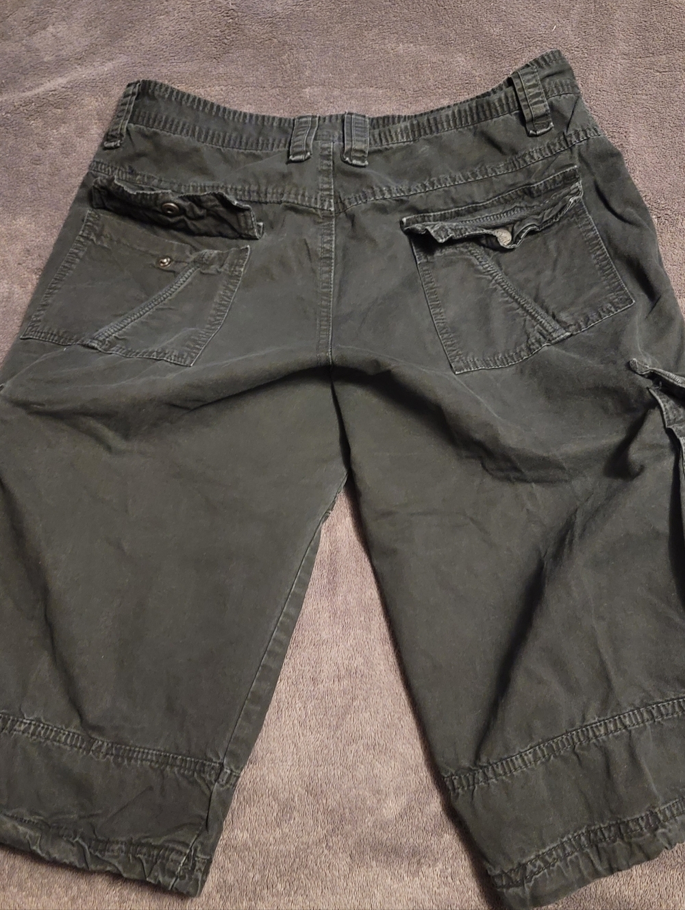 Route 66 Black Waistband Cargo Shorts. Size 30 - Picture 7 of 7